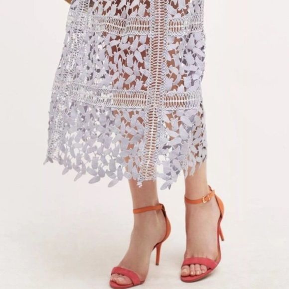 EUC. Elliatt "Tingle" Periwinkle lace dress with nude underlay - XS - Picture 2 of 13